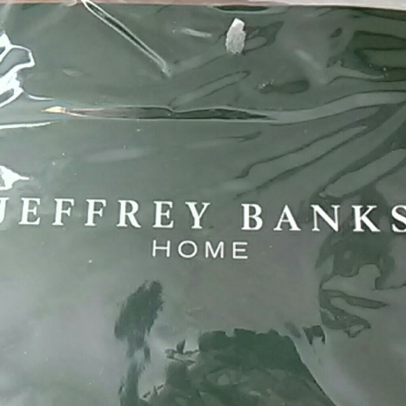 JEFFREY BANKS Sherpa Moccasin Slippers - Picture 4 of 4